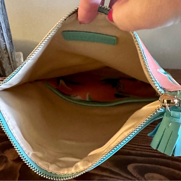 NWT Rachel Pally foldable faux leather clutch. - tropical fabric pink/mint green - Picture 10 of 10